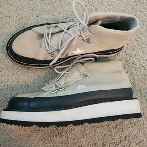 Platform Converse booties